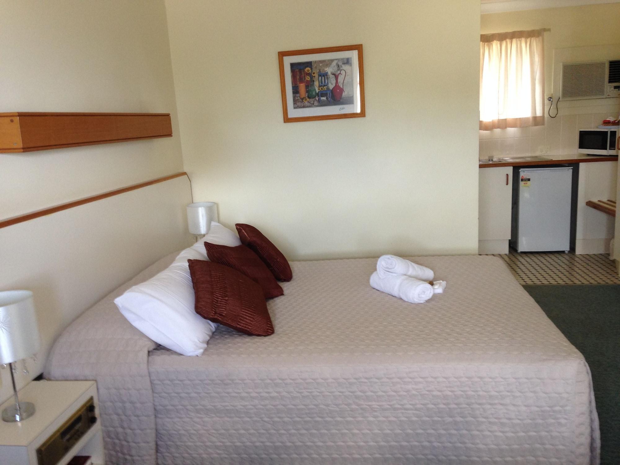 Country Rose Motel Warwick Eksteriør billede