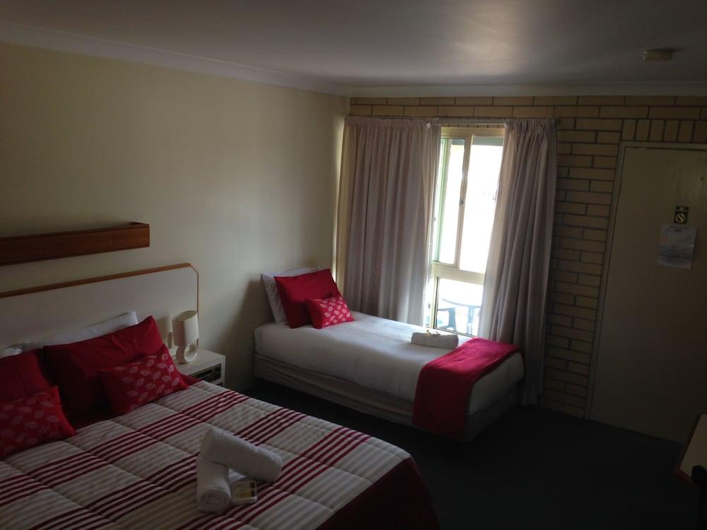 Country Rose Motel Warwick Eksteriør billede