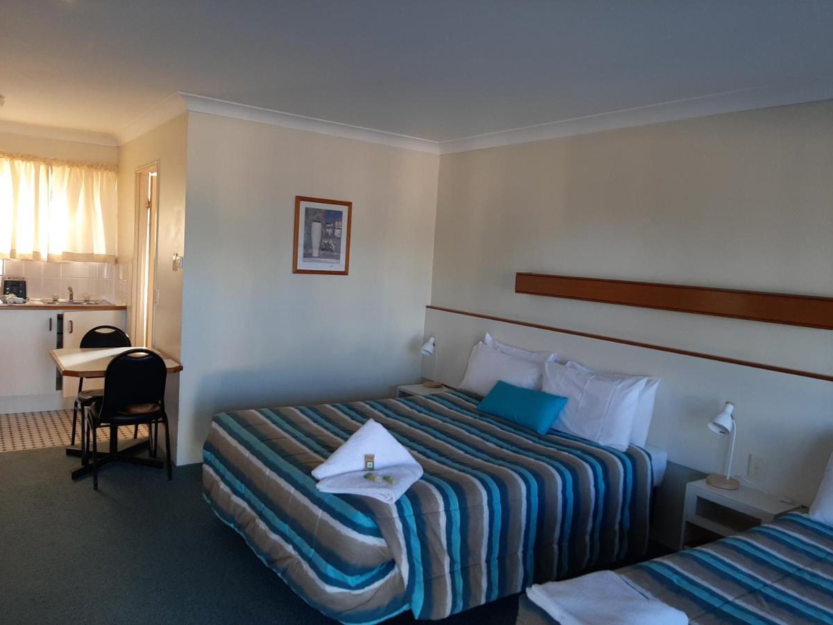 Country Rose Motel Warwick Eksteriør billede